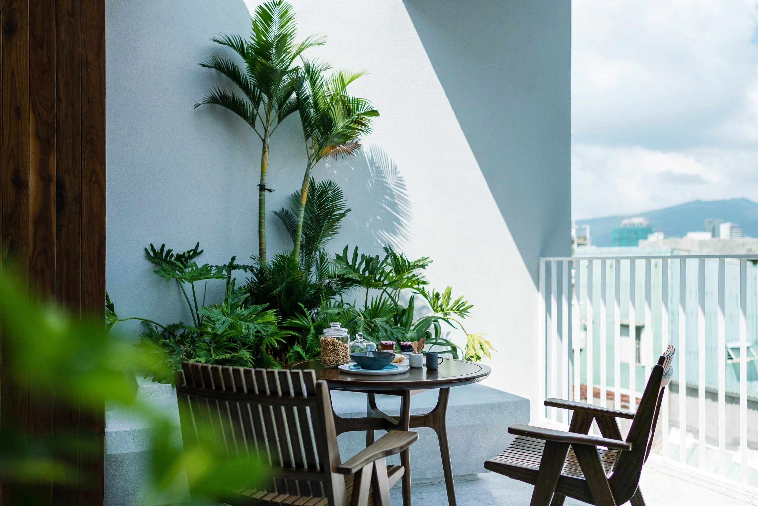 Optimizing Natural Light in Commercial Space Design